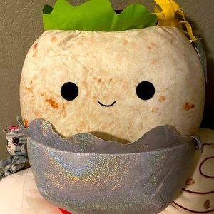 Bernardo squishmallo